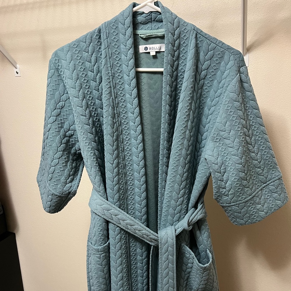 Bollie Brand Women’s Robe with 3/4 sleeves-GREAT while pregnant